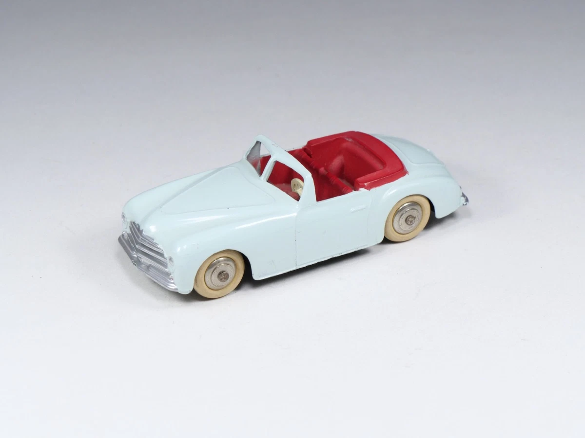 Dinky Toys Simca 8 Sport Ref 24S - Échelle 1/43 - Zamak - Vintage 1960