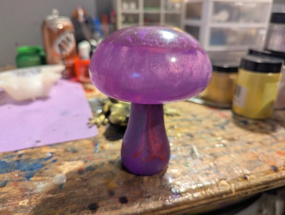 Seta grande de resina púrpura única hecha a mano Foto 2 de 4