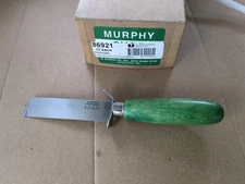 R. Murphy 5SQGH Square Point Shoe Knife #5 3-3/4" Blade Bent Guard Green Handle 