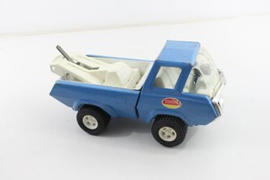 blue tonka tow truck