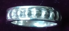 925 STERLING SILVER SOLID RAISED DOT CIRCLES HEAVY THICK BAND RING SZ 6.5 NWOT