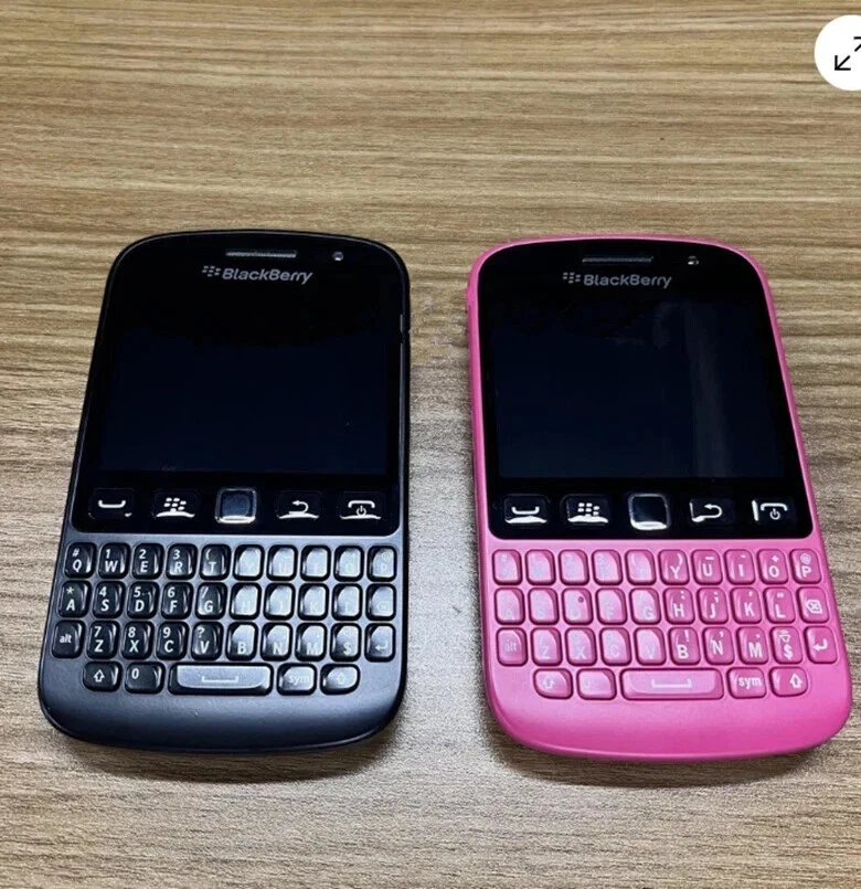 BlackBerry 9720 3G WIFI 5MP Camera FM Radio GPS Unlocked Original Cellphone - Image 3 of 4