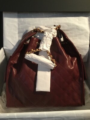 New 25A CHANEL Burgundy Red Caviar Medium Hobo Tote 25 Bag + Pouch