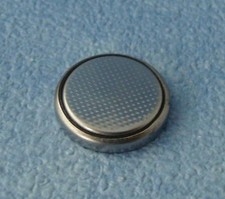 Dolls House 2 Small 3 Volt Lithium Batteries For LED Lights Miniature tumdee