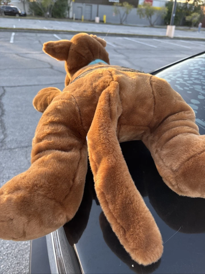 XL SCOOBY DOO 31" Laying Plush Dog Hanna-Barbera Jumbo Universal Studios - Image 4 of 4