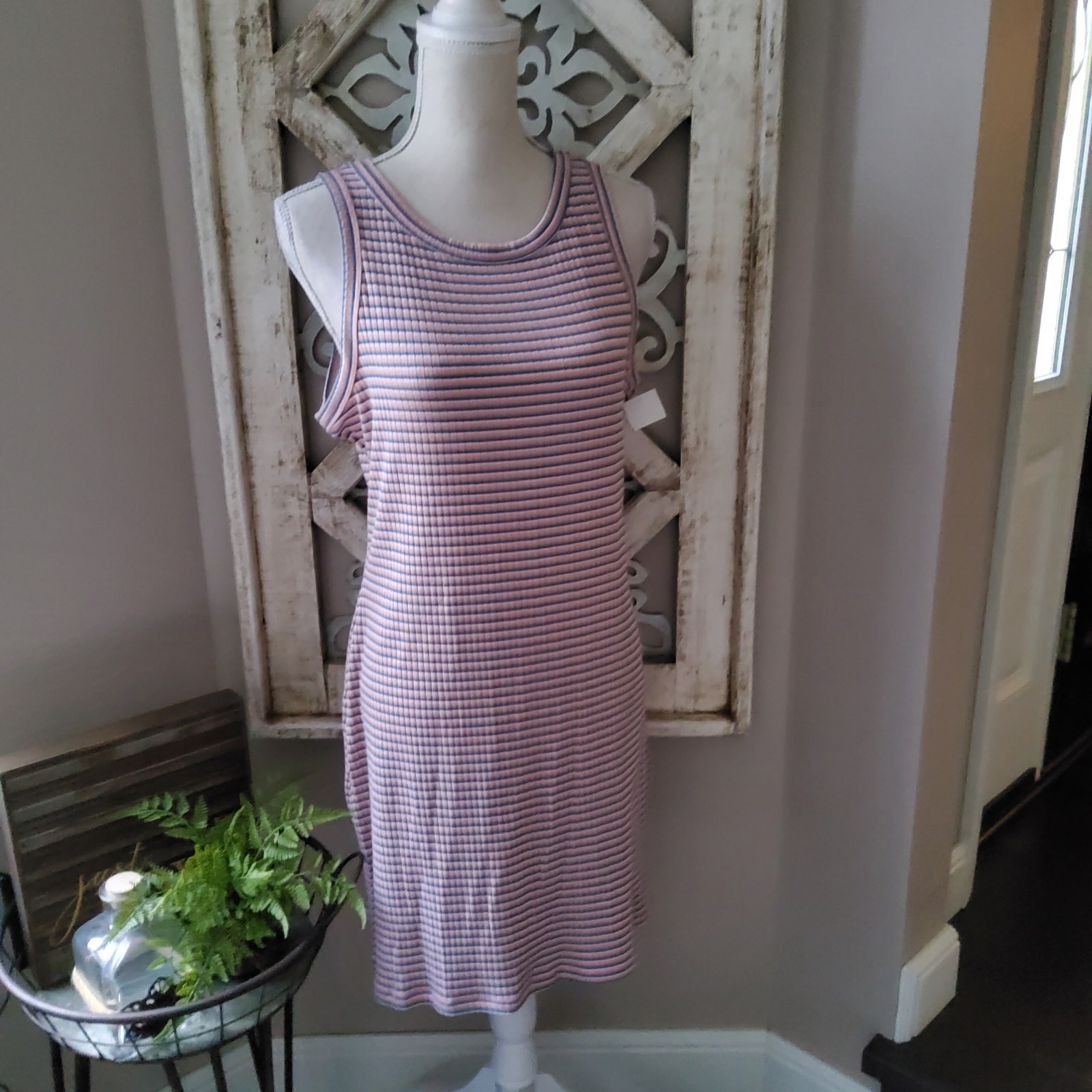 Arizona Women's Junior Sleevless T-Shirt Tank Ribbed Dress in Pink Blue Stripe