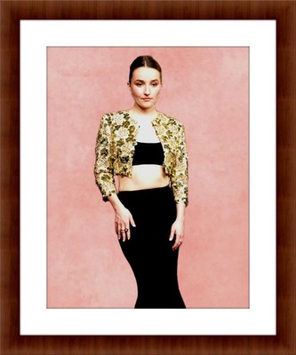 Kaitlyn Dever 5 x 7 Candid Color Unframed Photograph Collectable Print