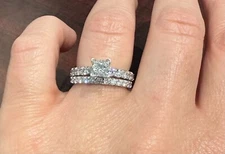 Beautiful, clear, hardly worn princess cut diamond engagment ring and band 