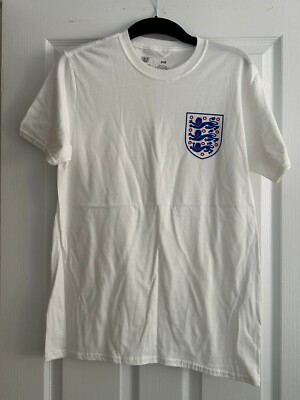 Value small crest printed logo SPORTS DIRECT  ENGLAND White T Shirt Uk Size m