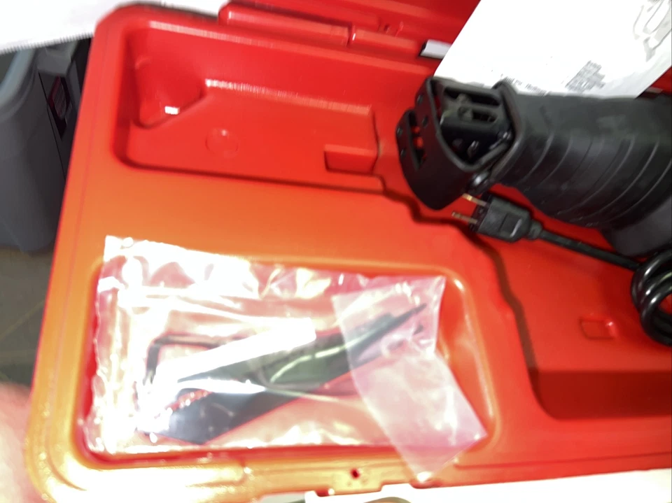 New Craftsman Pro Reciprocating Saw Model 927497 Corded 6.5 amps 2400 SPM - Image 3 of 4