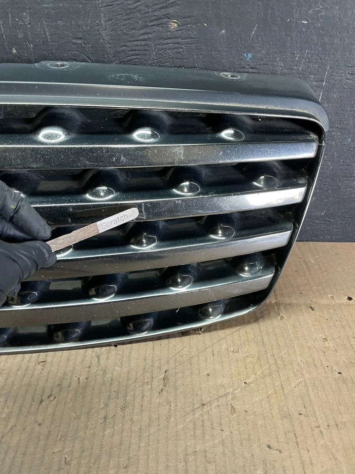 2003 2004 2005 Infiniti FX35 Grill Grille W/ Emblem Oem J7144 DG - Image 4 of 4