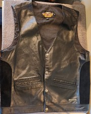 Harley-Davidson Men's Medium Leather Motorcycle Vest Black Snap Front USA Made