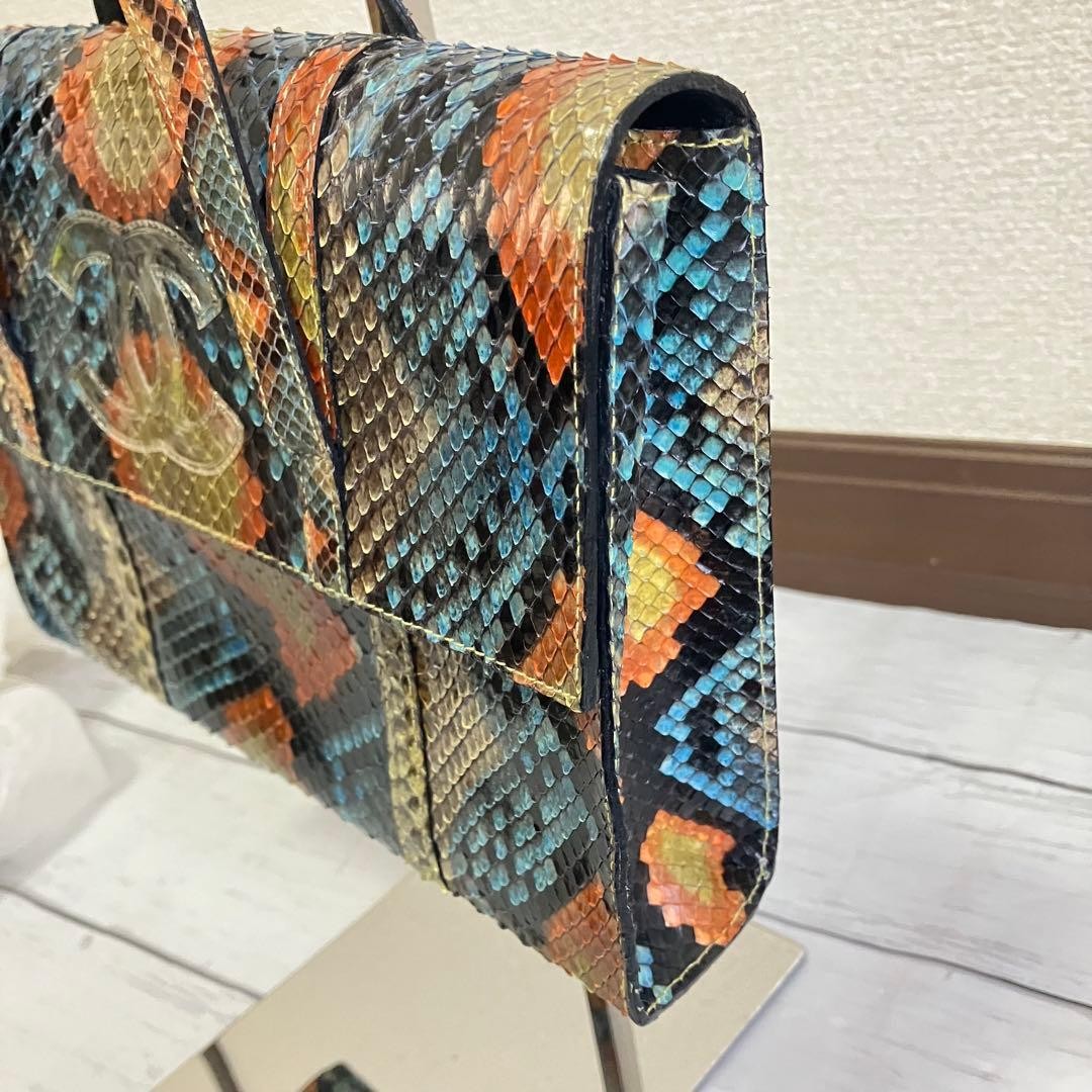 CHANEL Multicolor Python Leather Shoulder Bag Vin… - image 6