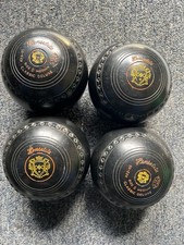 Henselite Classic Deluxe Bowls. (4). Size 5 (M)
