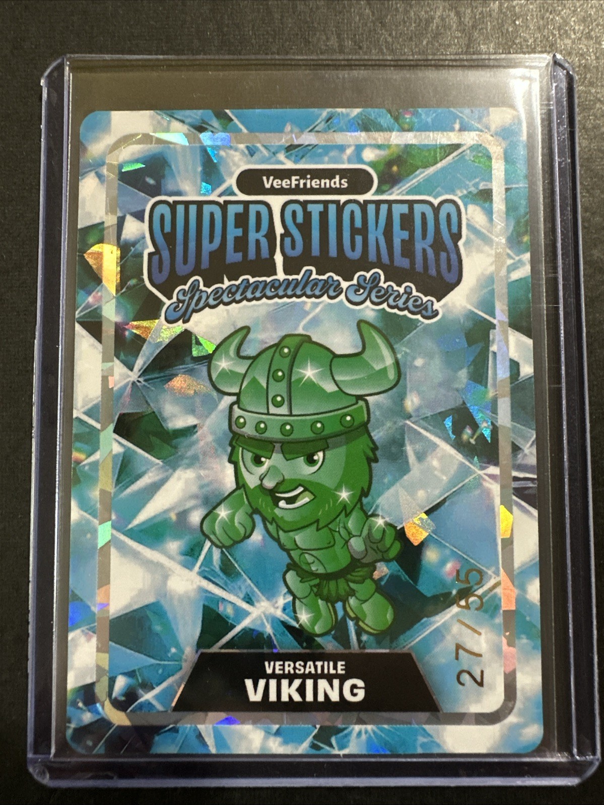 VeeFriends 2026 Versatile Viking 27/55 Emerald On Diamonds ￼