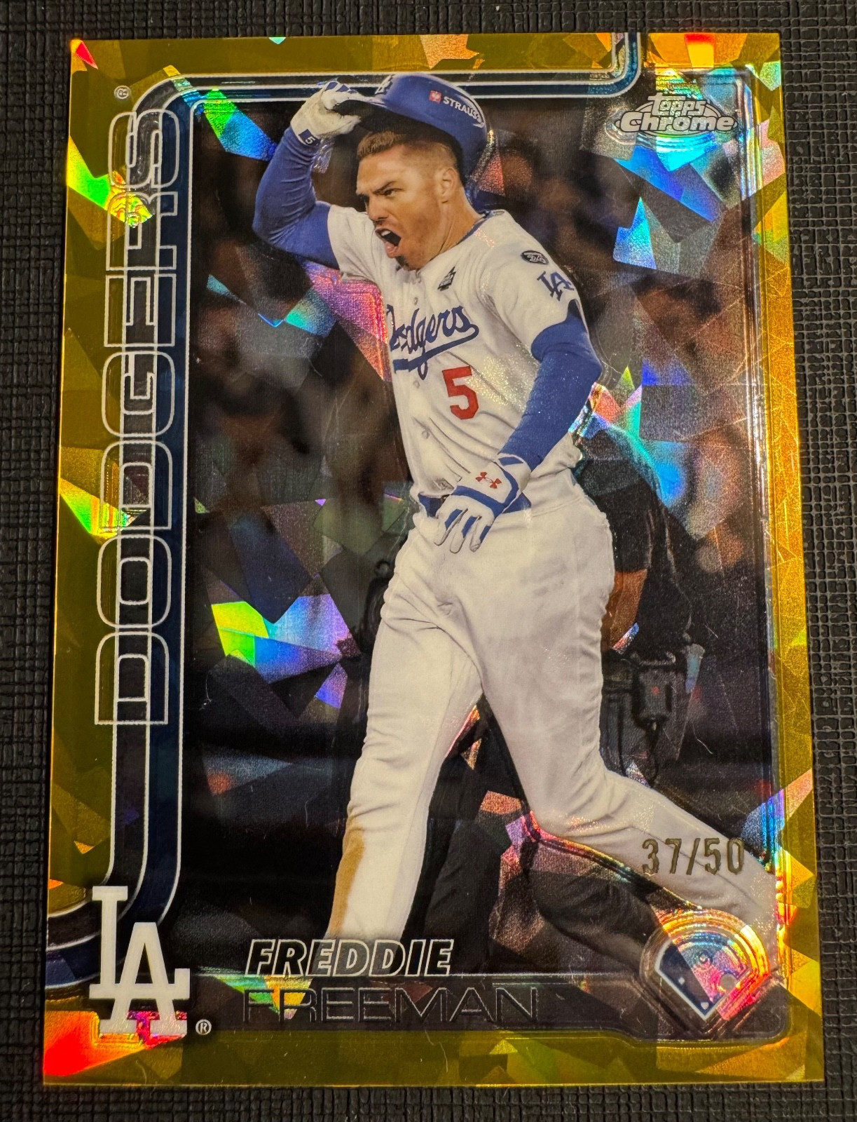 2025 Topps Chrome Sapphire Freddie Freeman Gold Image Variation /50 Dodgers IV