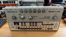 Rarität !!! Roland TB-303 im Originalzustand...