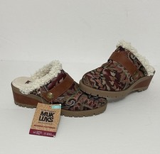 Muk Luks Clogs Cognac Multi SZ 8 NWT Fleece Lined