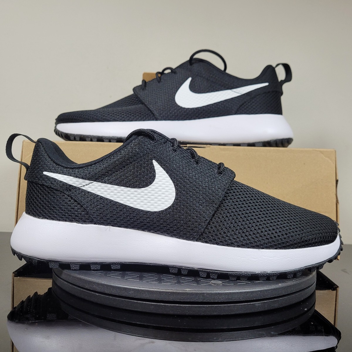 Nike Roshe G NN DV1202-010 ブラック/ホワイト Nike Roshe G NN Golf Athletic Sneaker Shoes Black White