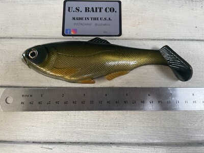 Weedless Swimbait 7.5  Color golden Shiner Lot Of 1 Bait