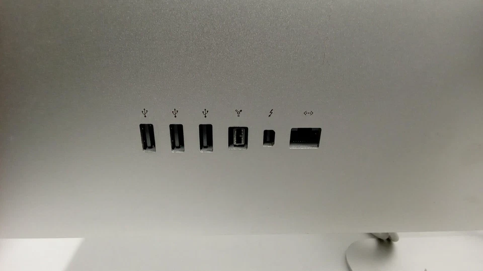 Apple Thunderbolt A1407 27" Widescreen Monitor - Silver - Image 4 of 4