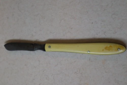 Vintage J.A. Henckels Germany Single Blade Pen Knife - Creamy Bone Handles