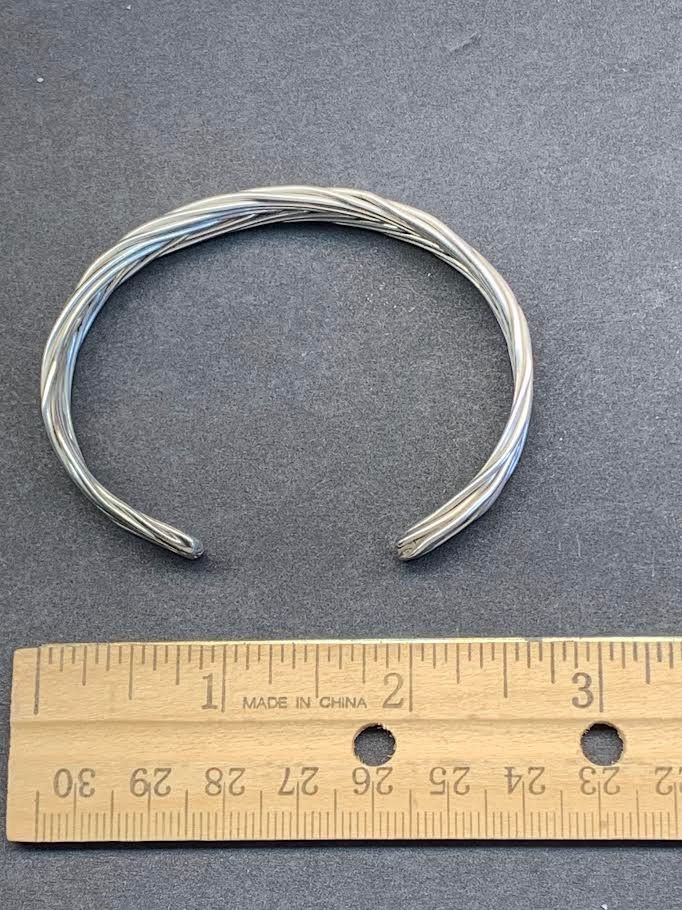 Solid sterling silver cuff bracelet, tapering bra… - image 3