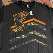 Vintage Y2K Famous Stars And Straps Family Shirt NWT Travis Barker Blink 182