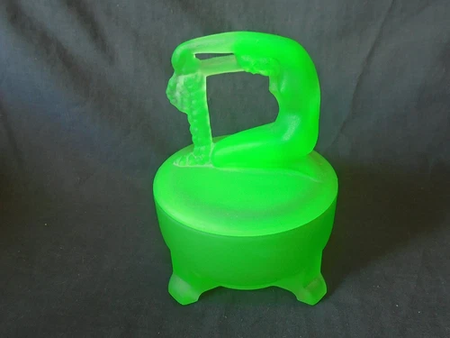 Vintage Art Deco Dermay Inc Rapunzel Green Uranium Glass Powder Jar / Box, A/F