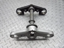 2003 02-09 Honda VFR800 Interceptor Triple Tree Steering Stem Upper Lower Bridge