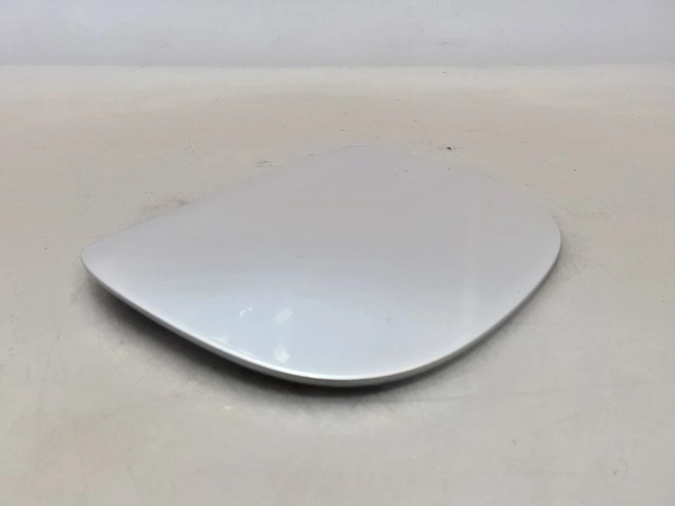 ✅ 2011-2018 OEM Volvo V60 S60 Fuel Tank Door Gas Filler Lid Cover Silver - Image 2 of 4