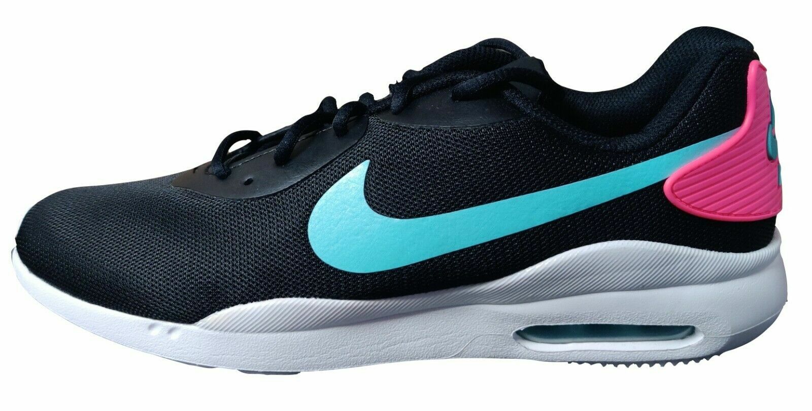 Air Max Oketo Athletic Shoes 