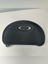 Oakley Sport Soft Vault Sunglass Case Zipper Closure