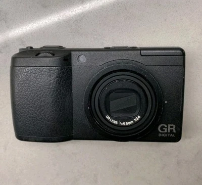 Ricoh GR II Compact Camera - Image 1 of 4