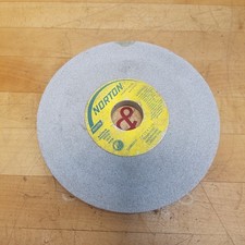 Norton 32A60-IVBE, 7X1/2X1-1/4" Grinding Wheel. - NEW