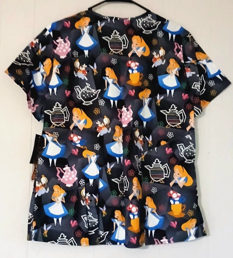 Disney Tooniforms Scrubs top Alice in Wonderland Women size XL New With Tags - Image 2 of 4
