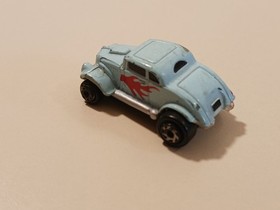 Vintage Micro Machines 1933 Willys Coupe Hot Rod Light Blue Red Flames Galoob