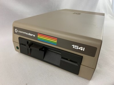 Vintage C64 Commodore 1541 Floppy Disc Drive - UNTESTED, Powers On 3