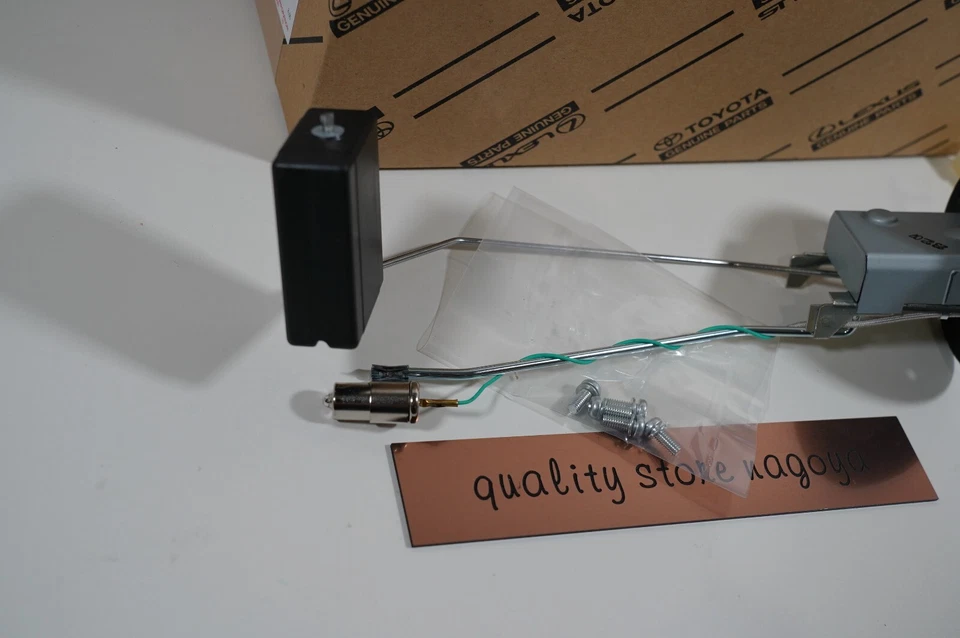 Toyota Genuine 1984/85 Corolla AE86 Analog Fuel Sender Gauge 83320-19715 - Image 2 of 4