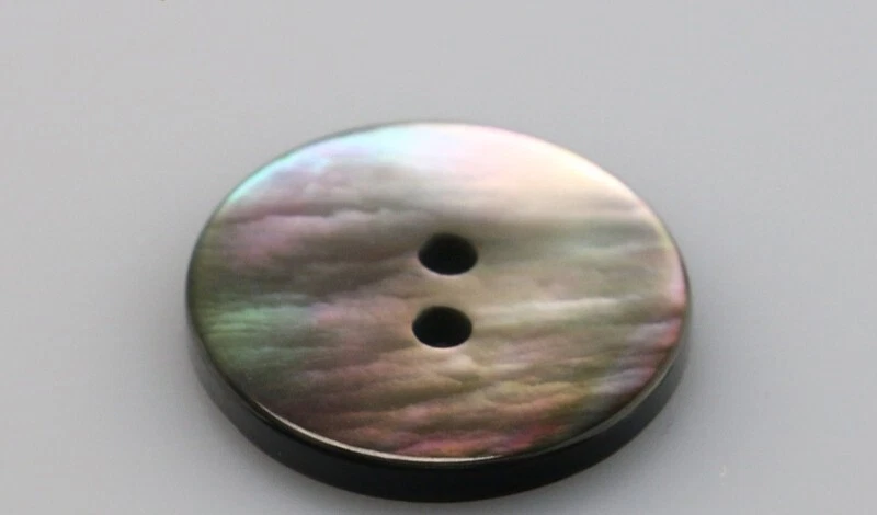 15 pcs Buttons, Mother of Pearl ,Many sizes - Image 3 of 3