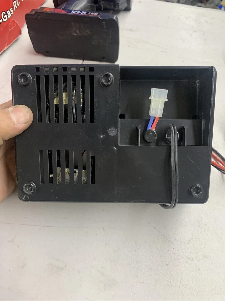 Team TEKIN BC 67 Dual AC/DC Digital Peak Battery Charger RC Radio Control - Image 3 of 4