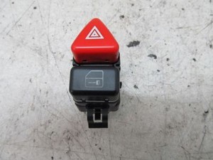 Schalter Warnblinker A1688201210 MERCEDES-BENZ A-KLASSE (W168) A 140