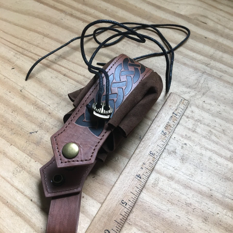 Bolsa para monedas estilo vikingo marrón imitación cuero con cordón con correa de hebilla de cinturón 5,5" H Foto 3 de 4