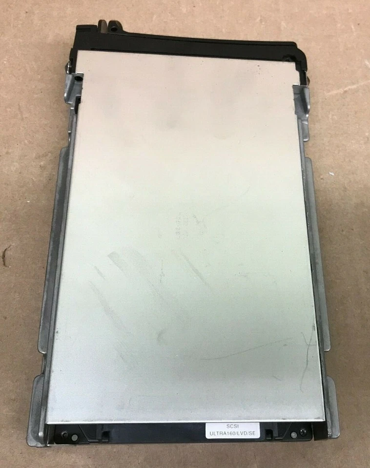 Hitachi DK32DJ-18MC 18GB Internal SCSI Hard Drive With Caddy - Image 3 of 3