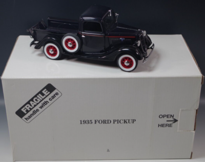 DANBURY MINT 1935 FORD PICK-UP TRUCK BLACK 1/24 SCALE DIE CAST MIB