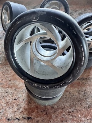 12  Stück Rollerbones Turbo 101a Black Rollschuh, Rollerskaten  