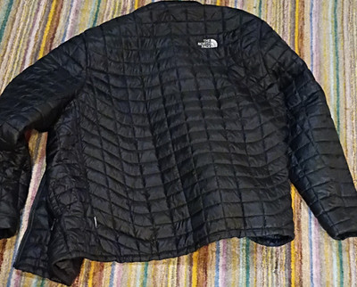The North Face Men's Black Quilted Puffer Jacket Full Zip Logo Patch S22