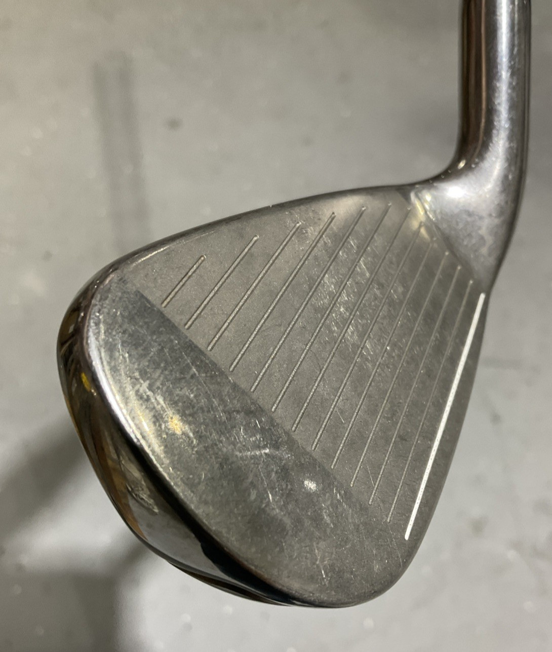 Wilson Staff D200 #7 Iron 37" PROFORCE Regular Flex Graphite Shaft RH USED