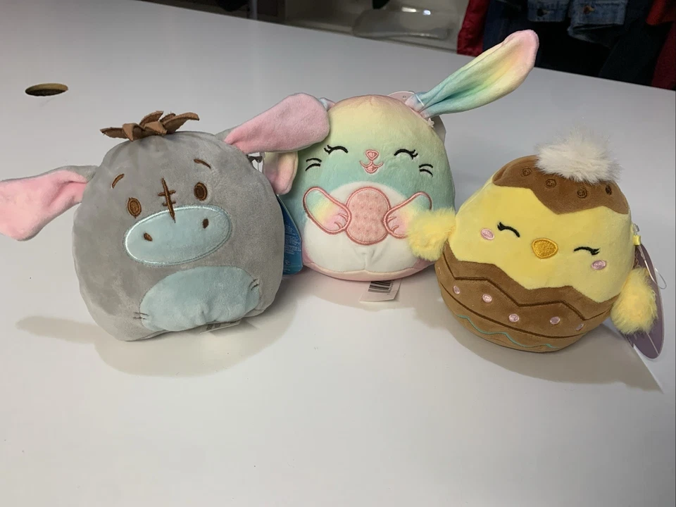 Squishmallow 毛绒填充动物玩具 5 英寸收藏品 Eeyore Wu Aimee 迪士尼柔软 — 第 2/4 张图片