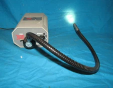 Dolan-Jenner Fiber-Lite 3100 Fiber Optic Light Source with Light T9